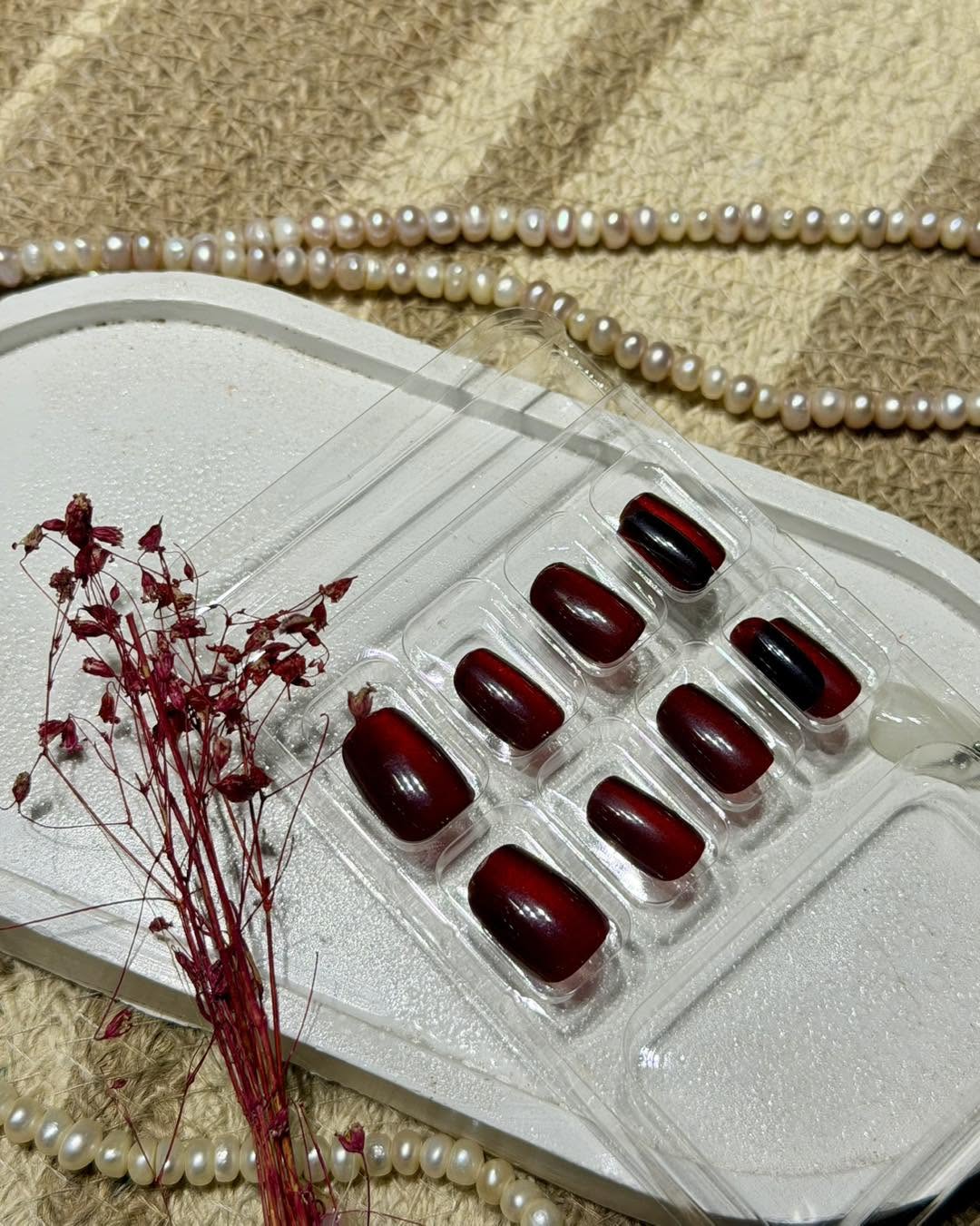 Cherry Noir Press On Nails